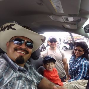 Meet your Posher, Victor